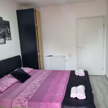 Family Apartmani Le Leskovac  Esterno foto