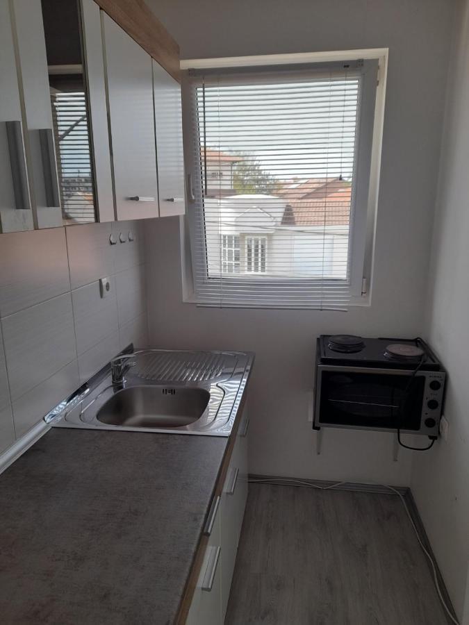 Family Apartmani Le Leskovac  Esterno foto