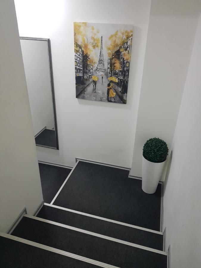 Family Apartmani Le Leskovac  Esterno foto