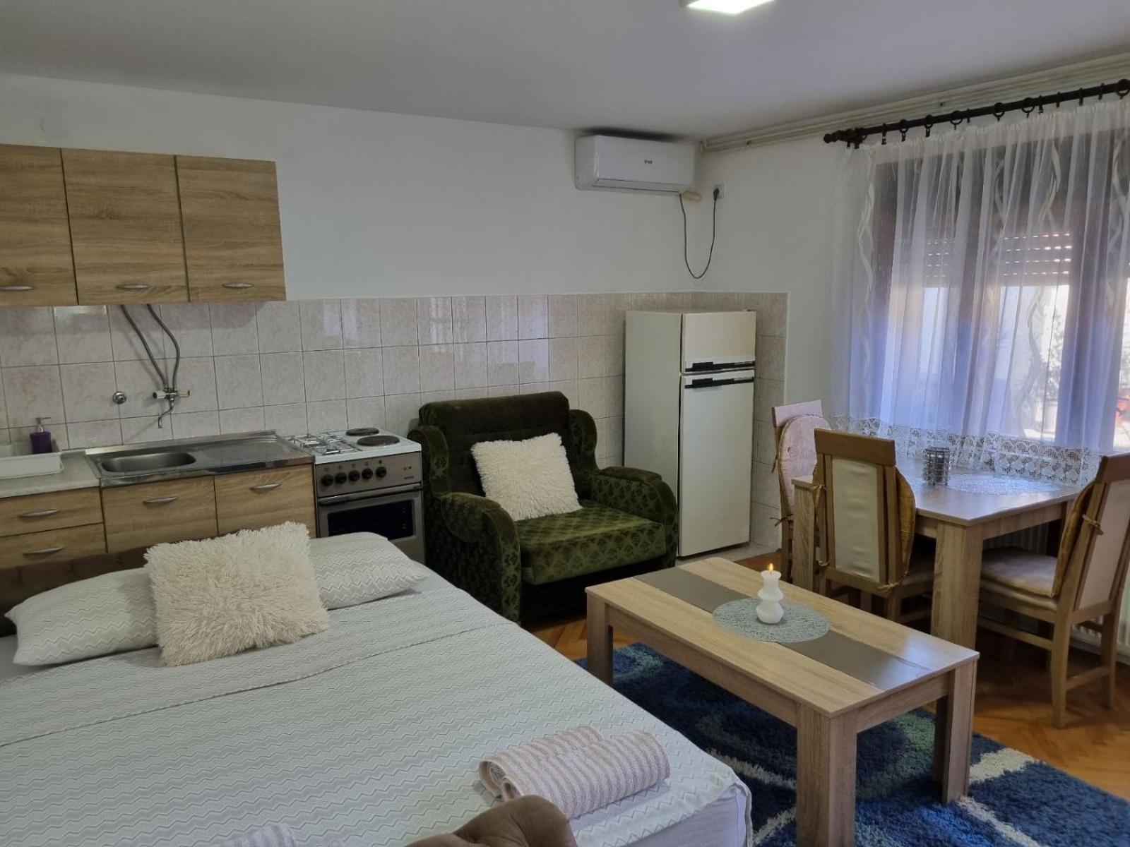 Family Apartmani Le Leskovac  Camera foto