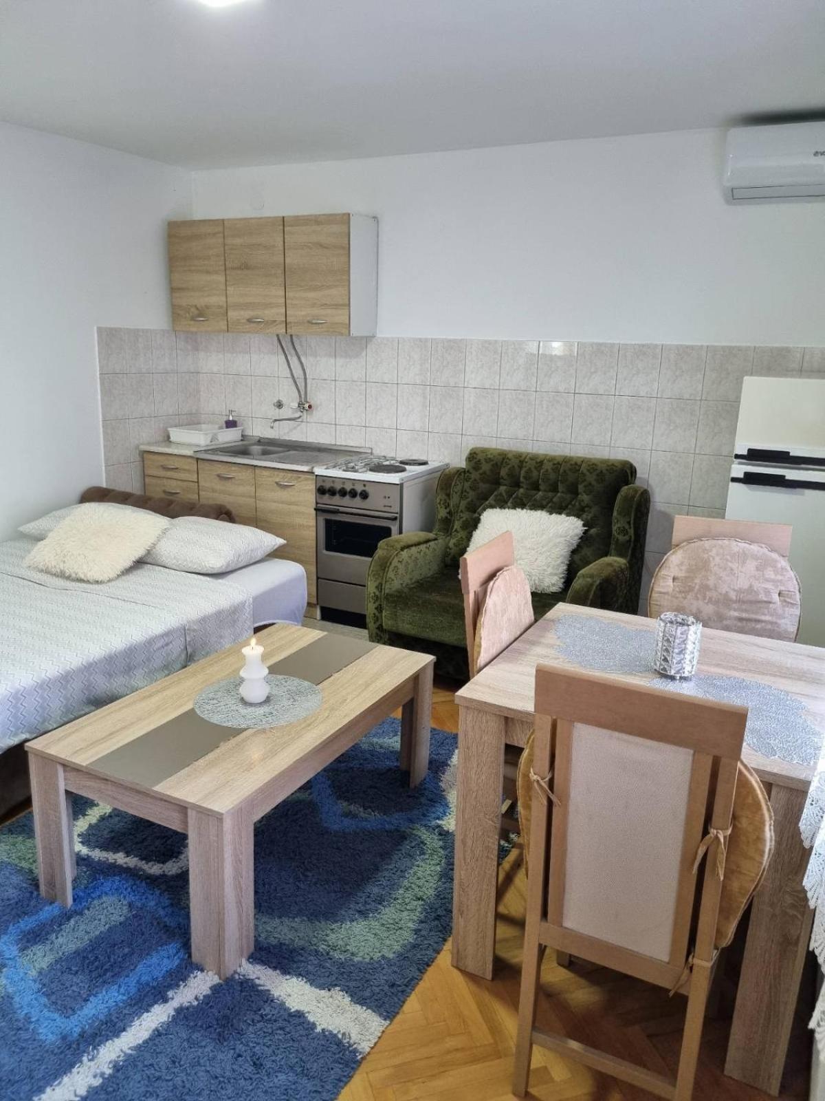 Family Apartmani Le Leskovac  Camera foto